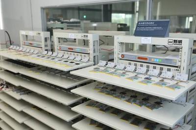 品質(zhì)源于細(xì)節(jié) OPPO R15生產(chǎn)線的工程測(cè)量與品質(zhì)把控探秘